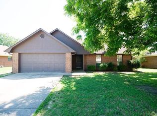 2300 Krystal Kreek Dr, Conway, AR 72032