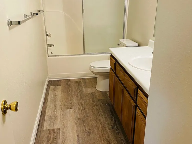 8237 Sunrise Blvd — Photo 9