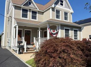 57 Prospect St #A, Babylon, NY 11702