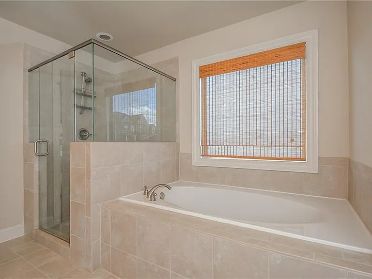 2430 Wildlife Ct — Photo 11