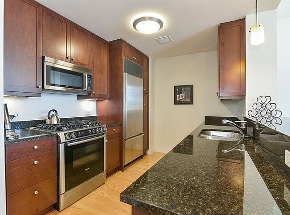2nd image of 60 E Monroe St Unit 3305
