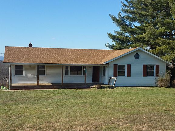 2nd image of 3115 Carroll Ave