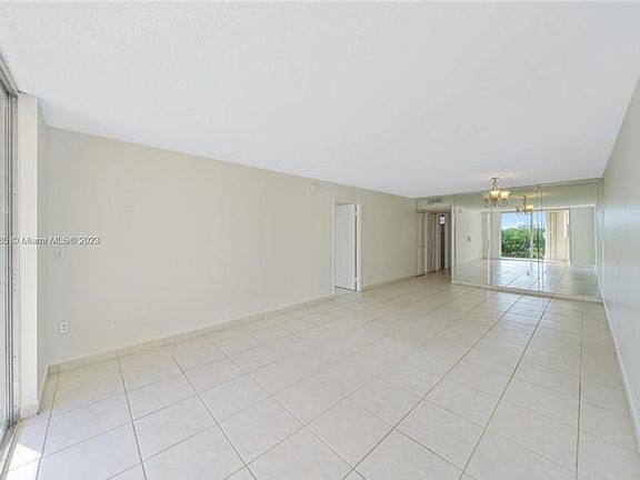 3rd image of 7921 Byron Ave APT 404
