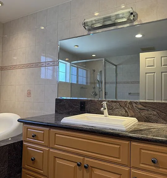 5412 Hazeltine Ave — Photo 4