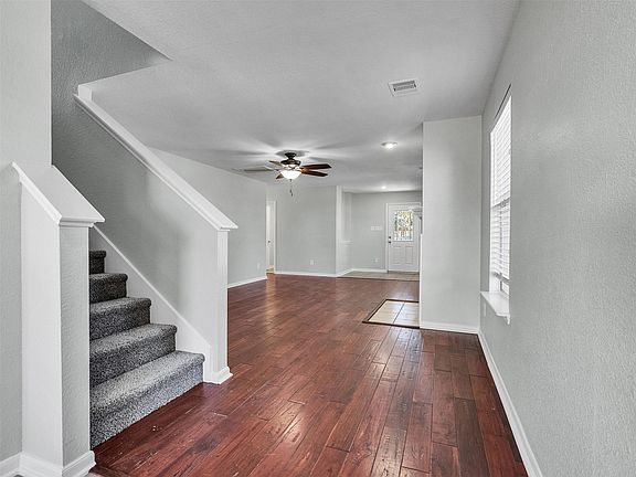 3rd image of 3022 Rustling Chestnut St