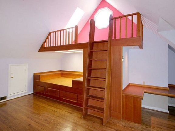 4th image of 366 Collado Dr