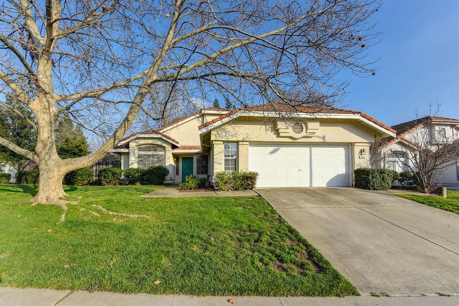 8036 Acappella Cir photo 1