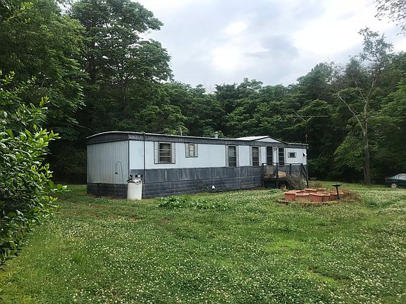5th image of 127 Mason Dixon Ln