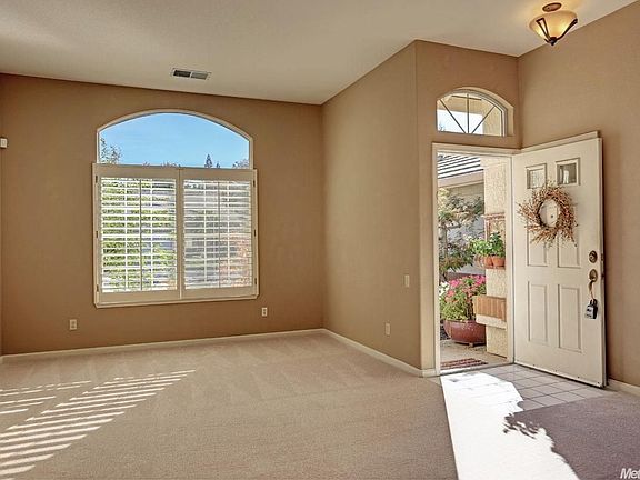 5th image of 2643 Du Pont Way