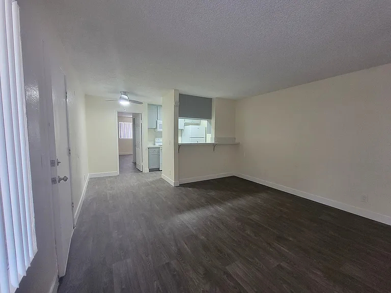 4060 Marlborough Ave #3 — Photo 1