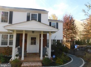 5600 11th St N, Arlington, VA 22205