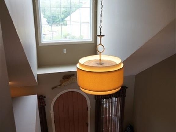 2nd image of 102 S Harwich Cir