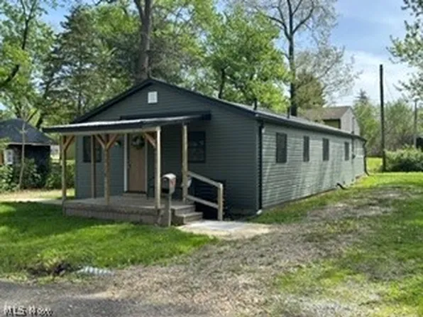 3185 Willowedge Dr, Coventry Township, OH 44319