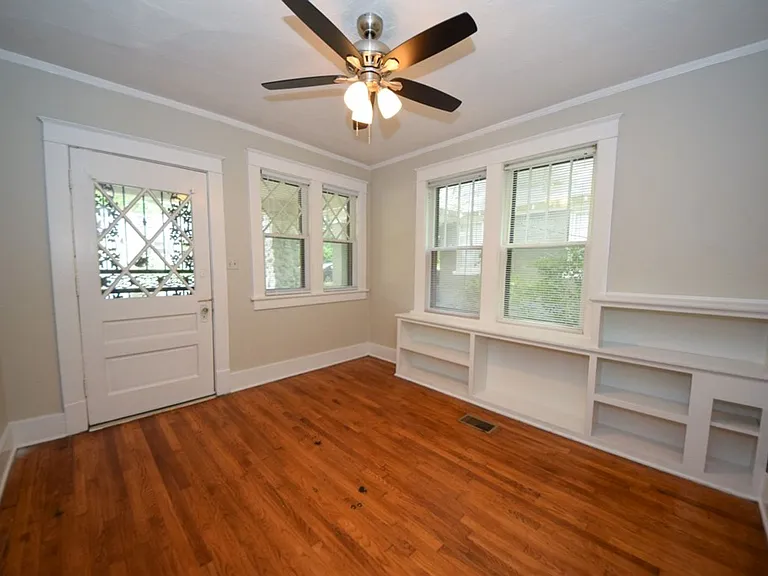 625 McConnell St — Photo 11