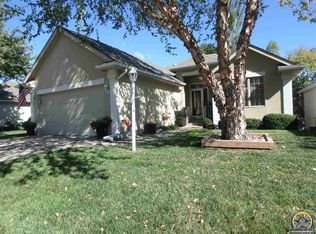 2408 SW Kings Ct, Topeka, KS 66614