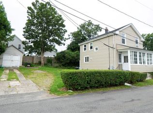 11 Smith Ave, Newport, RI 02840