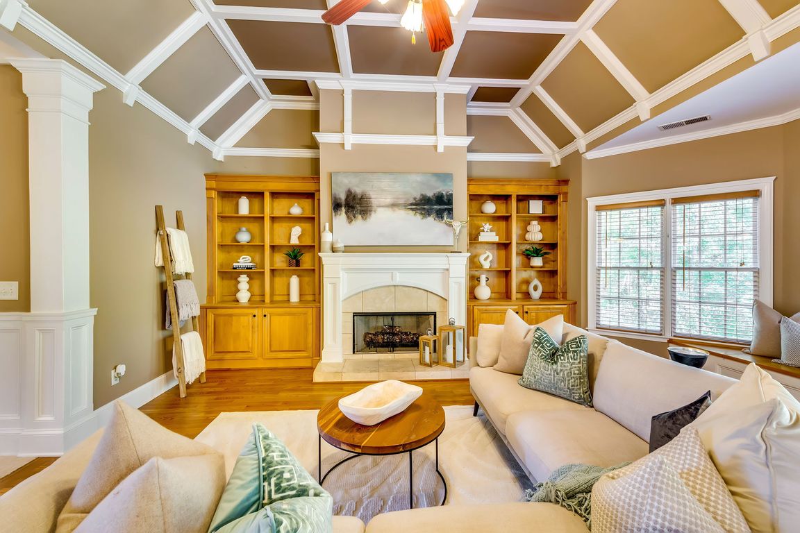 next background image