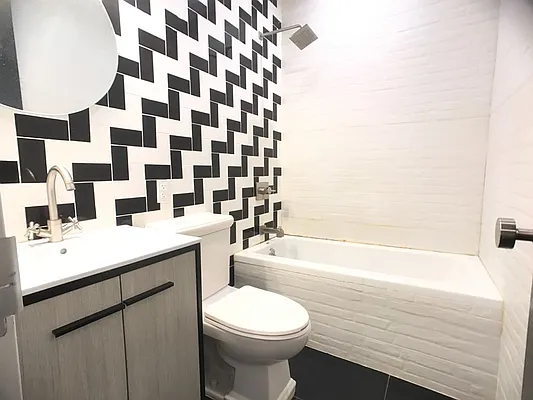 Rented by Nooklyn NYC LLC | media 10