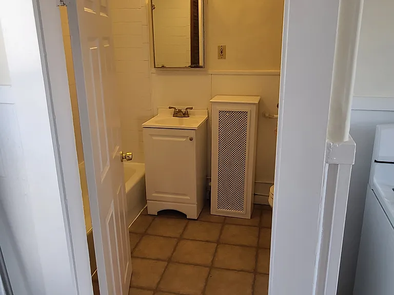 543 Broadway — Photo 11