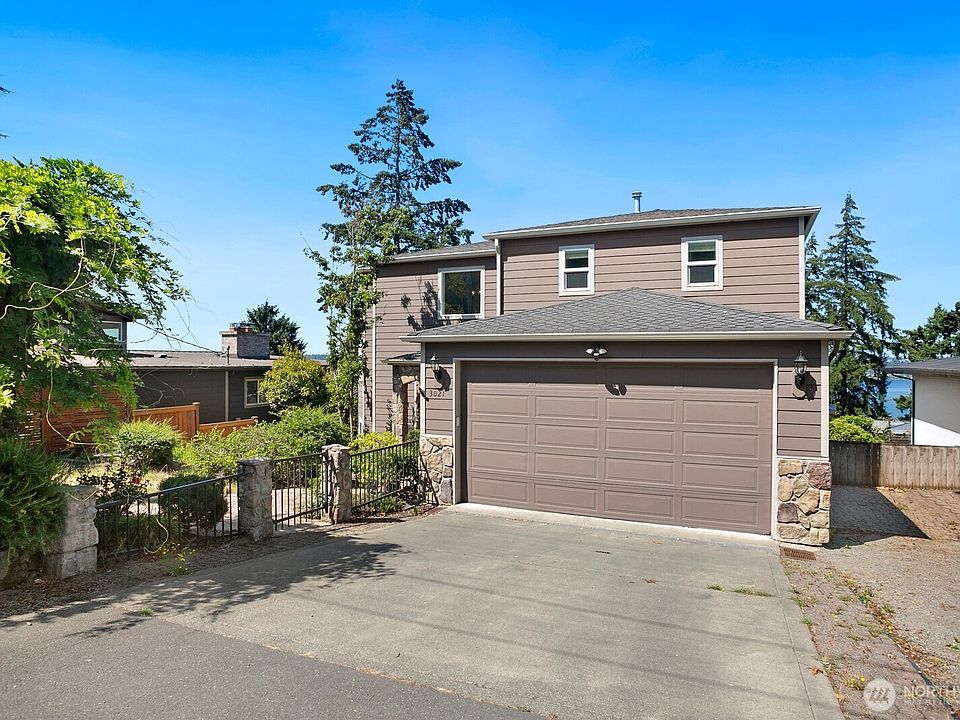 1st image of 3021 70th Avenue SE