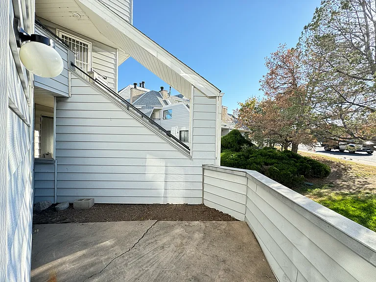 17074 E Tennessee Dr #101 — Photo 18