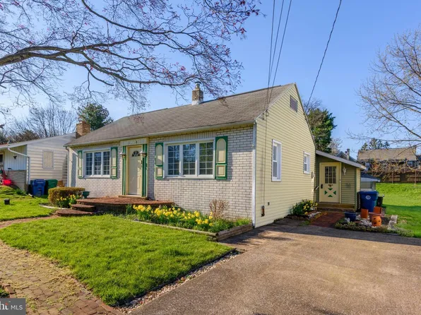 6108 Blue Grass Ave, Harrisburg, PA 17112