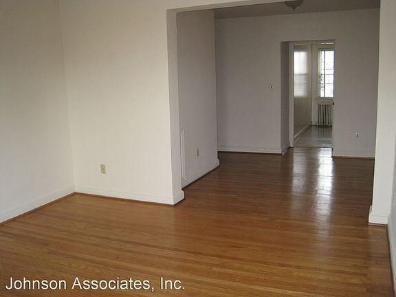 2nd image of 307 E Glendale Ave APT 2