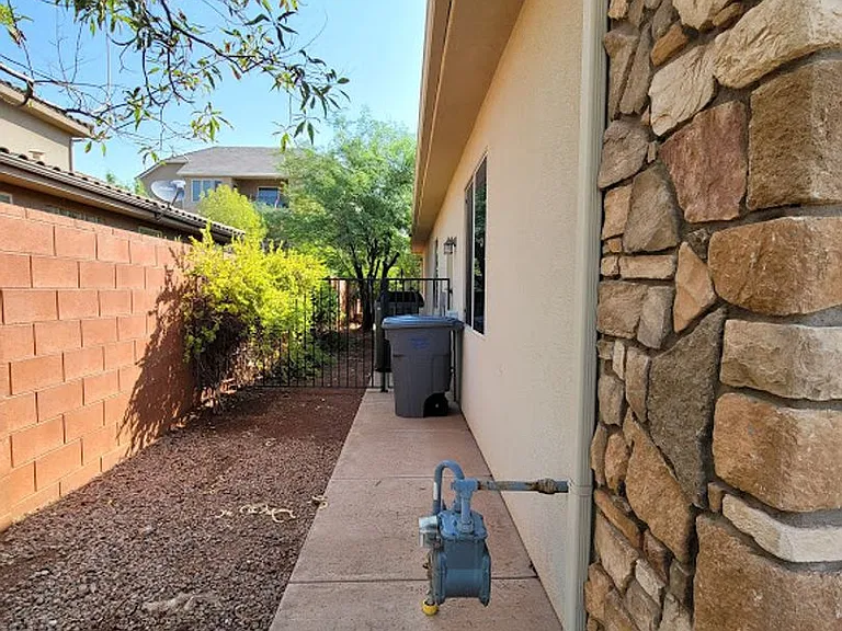 2078 N Gunsight Dr — Photo 6