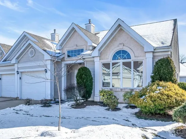 3-3 Aberdeen Way, Monroe Township, NJ 08831