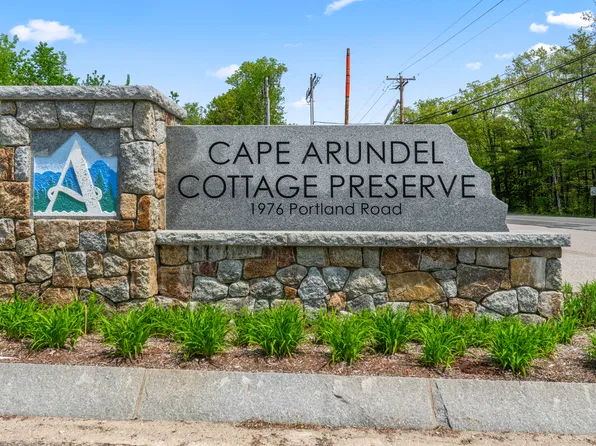 2 Gristmill Avenue, Arundel, ME 04046