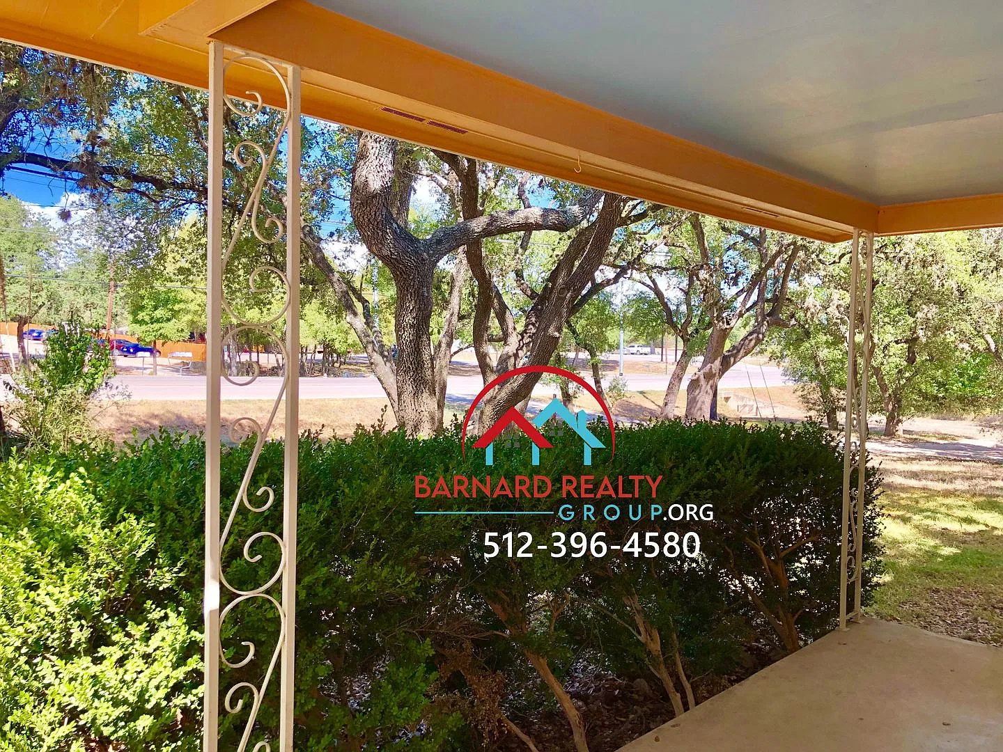 Available Now: 2/1 Just Outside City Limits on Large Lot — Photo 3