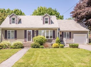 20 Beech Ave, North Andover, MA 01845
