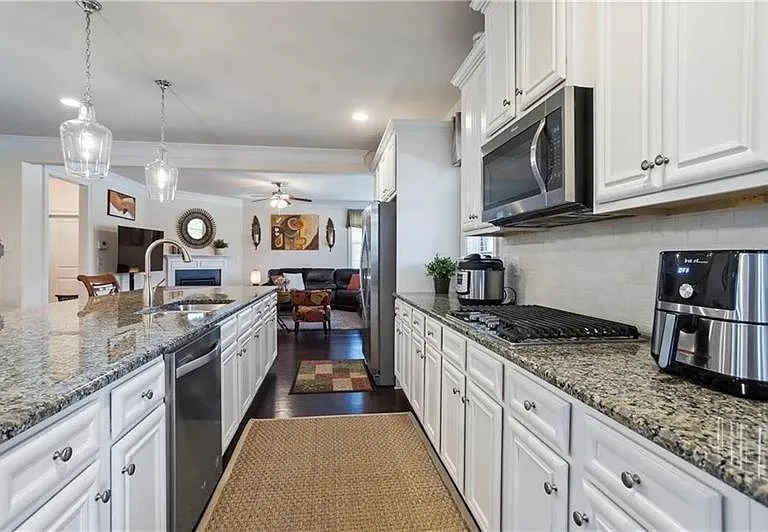 1440 Dahlia Dr — Photo 14