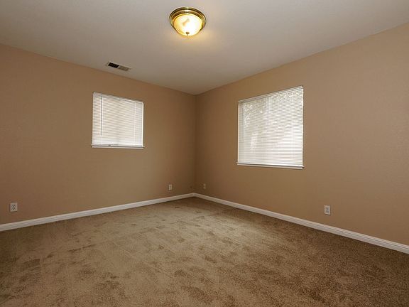 4th image of 2718 Ferguson Rd