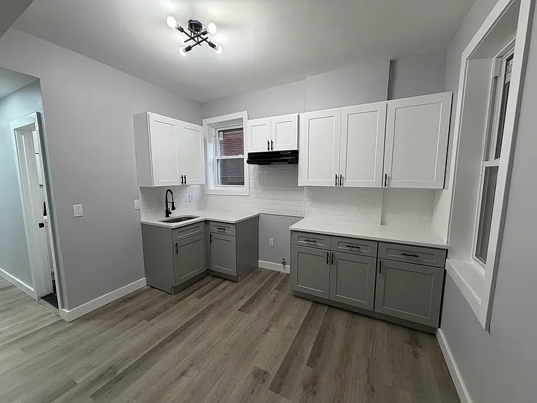 133 Elizabeth Ave #1 — Photo 9