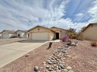 8977 W Pineveta Dr, Arizona City, AZ 85123