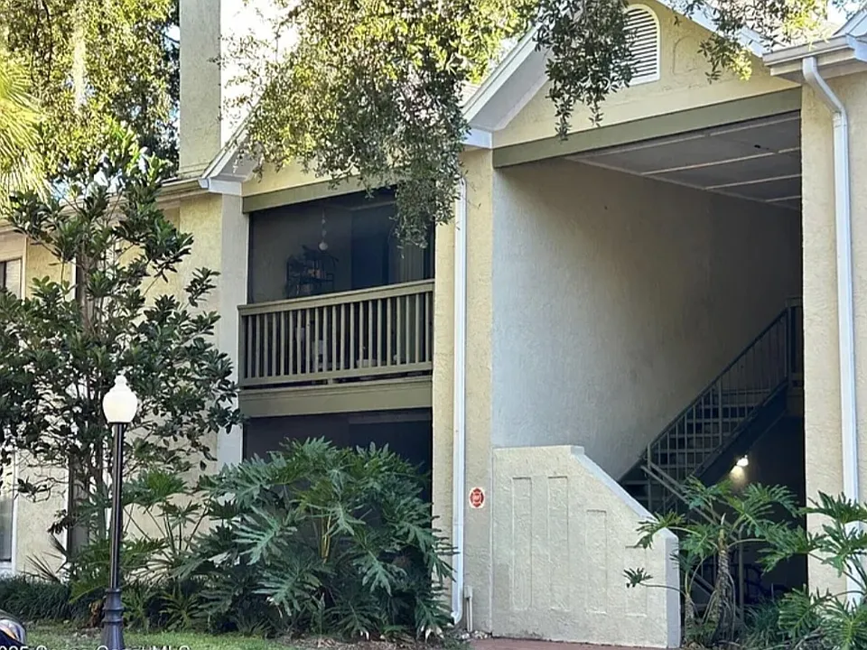 Sable Palm Ln
