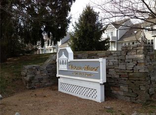 59 Old Post Rd APT A2, Clinton, CT 06413