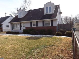 1100 Nancy Dr, Croydon, PA 19021