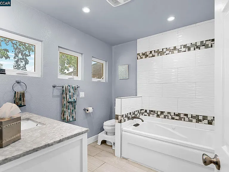 1331 Pear Dr — Photo 26