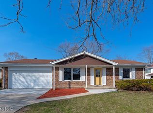 6226 Beechwood Rd, Matteson, IL 60443