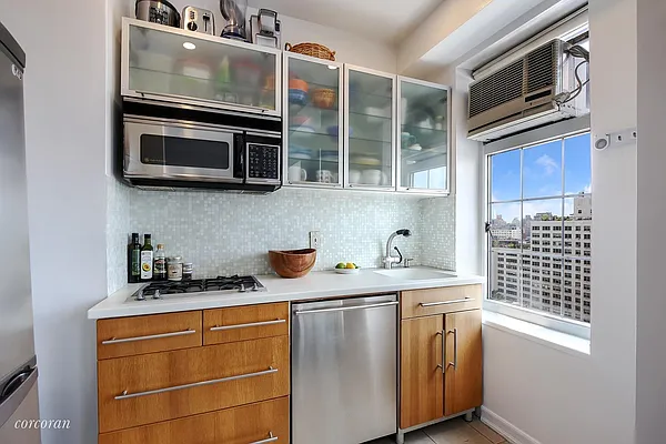 Rented by Corcoran | media 13