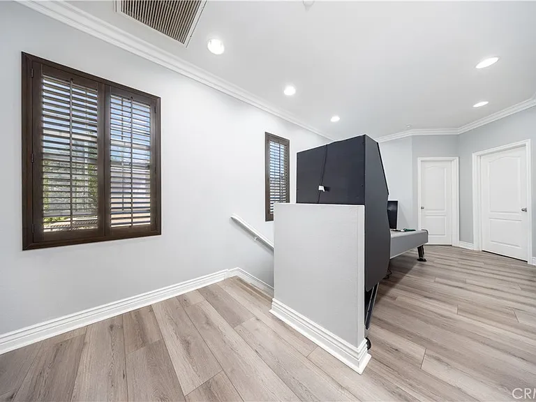 5457 Martingale Way — Photo 17