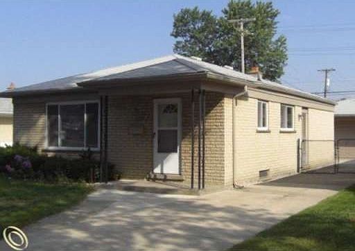2nd image of 25326 Hass St