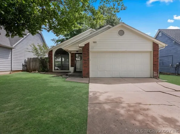 6211 S 28th West Ave, Tulsa, OK 74132