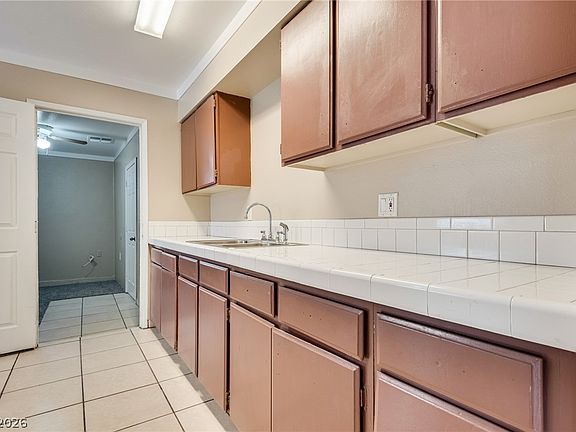 5th image of 1106 I St