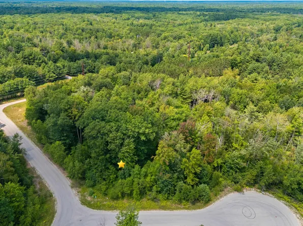 Omega Cir #12, Abrams, WI 54101