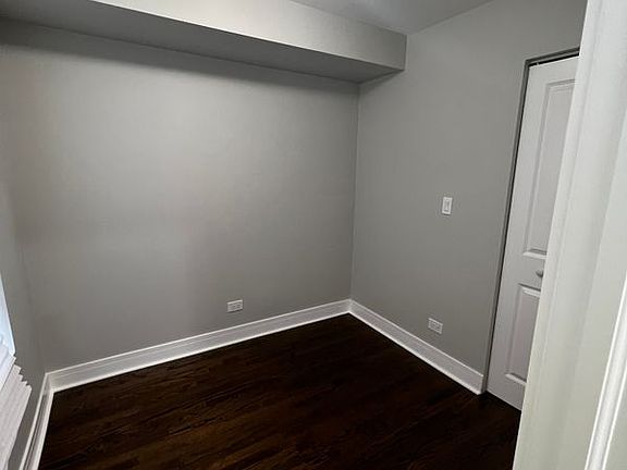 4th image of 2648 W Luther St #1