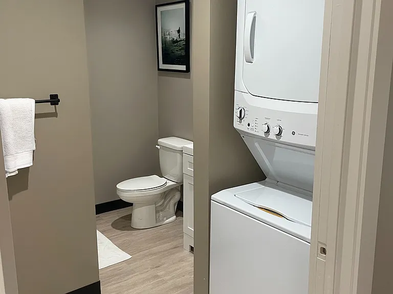 302 Court St #204 — Photo 7