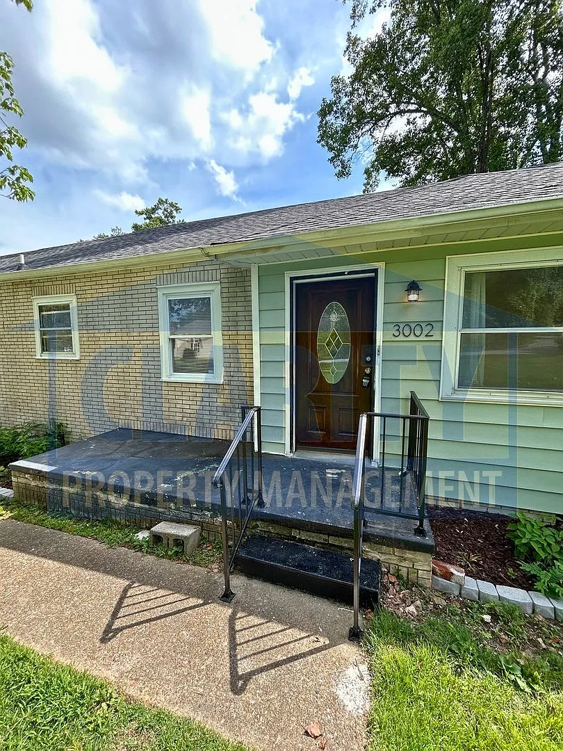 1/2 Off 1st Month's Rent — Photo 4